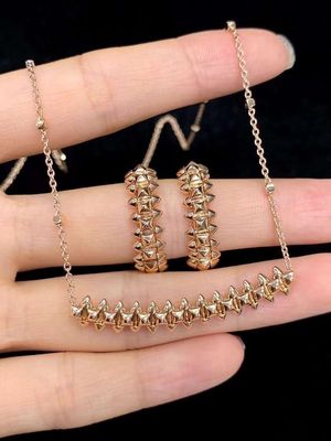 Elegant Luxury Diamond Bracelet Classic Brand 18K Gold Diamond Bracelet