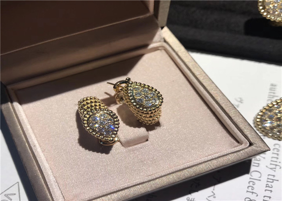 Glamorous 18K Gold Diamond Earrings For Company Annual Meeting / Party luxury jewelry organizer