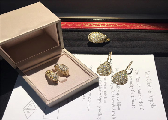 Glamorous 18K Gold Diamond Earrings For Company Annual Meeting / Party luxury jewelry organizer
