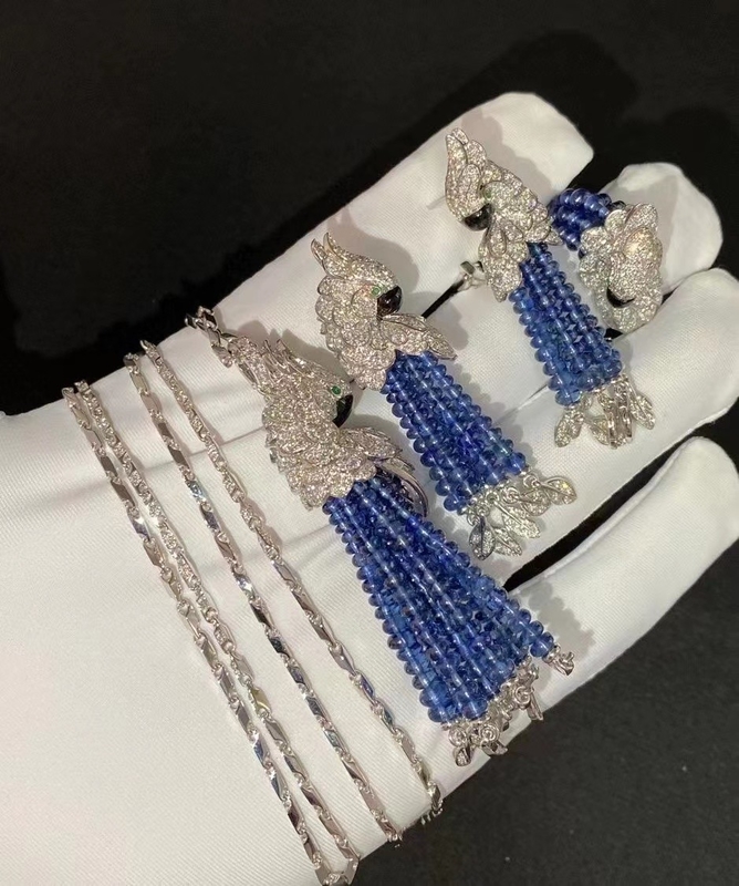 Excellent Symmetry 18K Gold Diamond Jewelry With Customized Weight