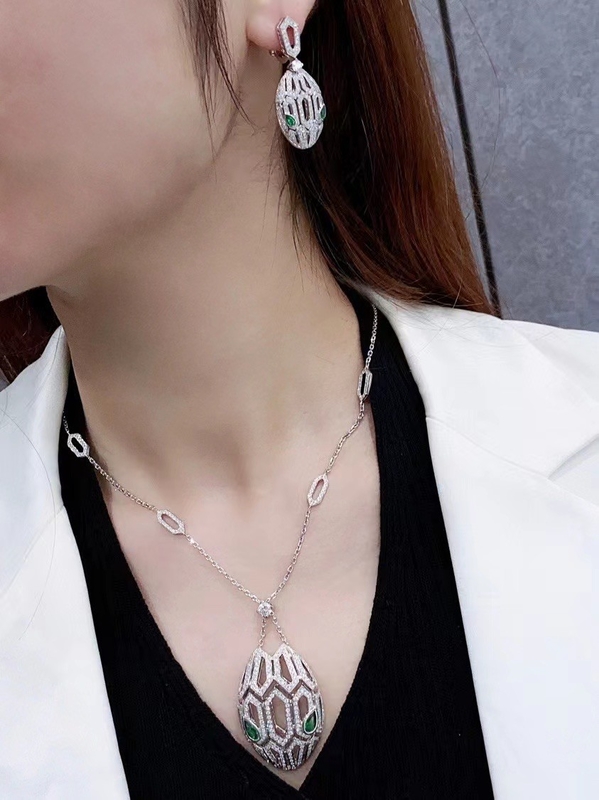 Mirror Luxurious Custom 18K Gold Jewelry vVS Diamond Necklace