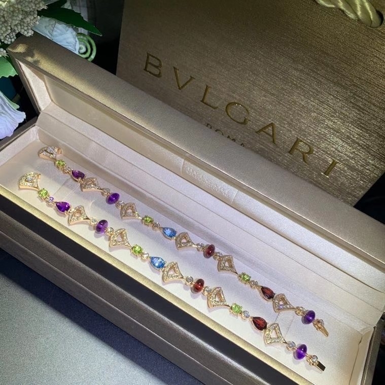 luxury jewelry in china Natural Colored Iconic Pattern 18k Gold Gemstone Bracelet