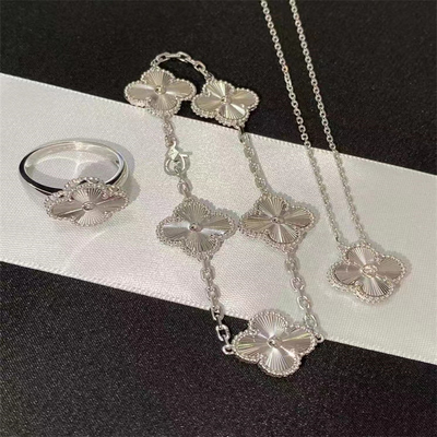 แบรนด์หรู ทองคําแท้ 18k เครื่องประดับ Custom Brand และ Arpels เครื่องประดับ