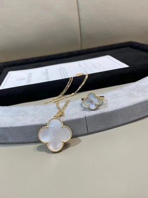 ทองแท้ 18k ปรับแต่ง Custom Brand เครื่องประดับ เครื่องประดับโรงงานจีน